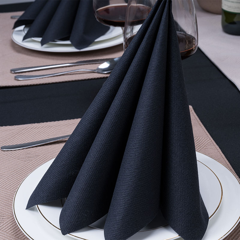 Černé vzduchem kladené ubrousky se střední až vysokou savostí: Tajemství absorpce vody